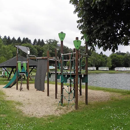 Holiday Camping Le Val De L'aisne-4 Nyaraló Érezée